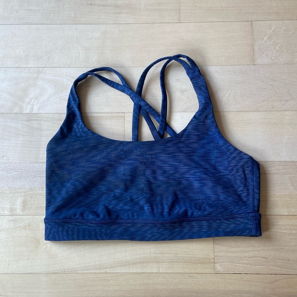 Lululemon size 6 Sports Bra